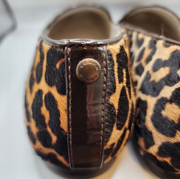 ⭐️NWT Authentic Coach Cambridge Leopard Print Calf Hair Flats Leather Size 10B - Picture 6 of 9